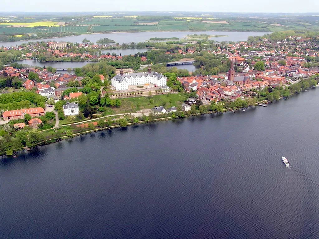 Plöner Schloss aus der Luft